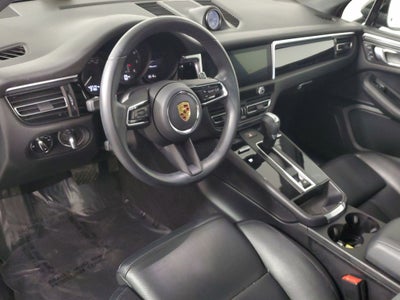 2023 Porsche Macan Base