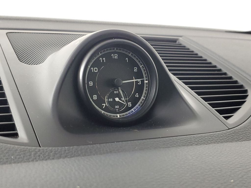 2023 Porsche Macan Base