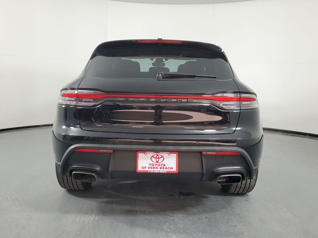 2023 Porsche Macan Base