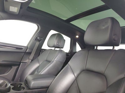 2023 Porsche Macan Base