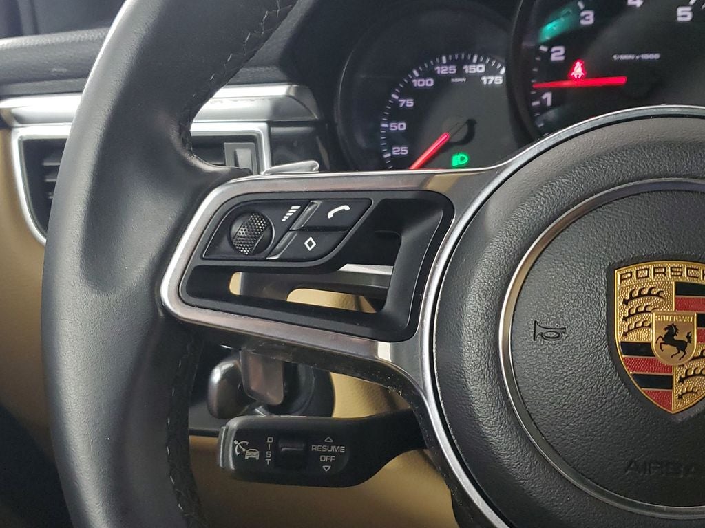 2018 Porsche Macan Base