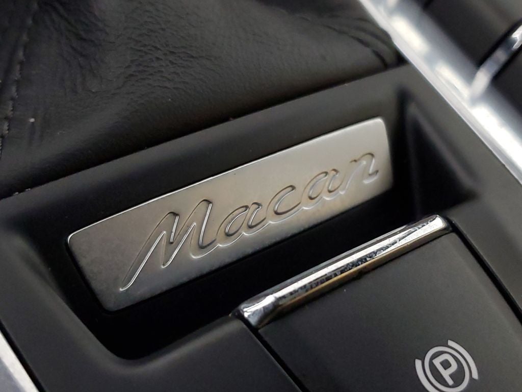 2018 Porsche Macan Base