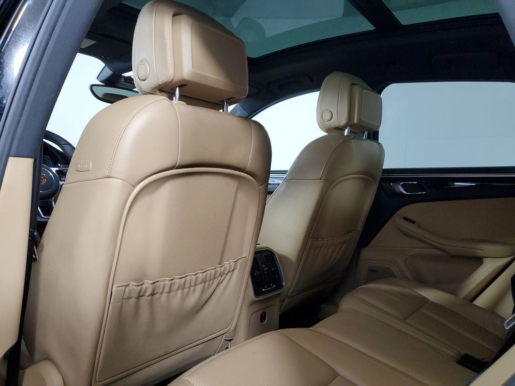 2018 Porsche Macan Base