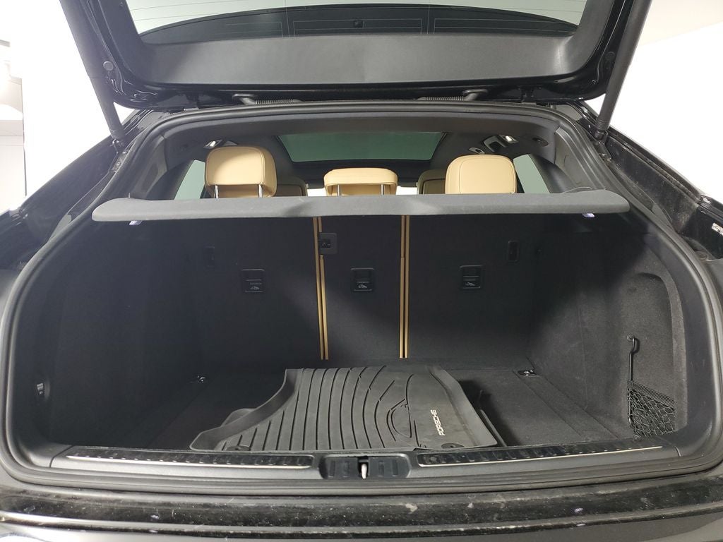 2018 Porsche Macan Base