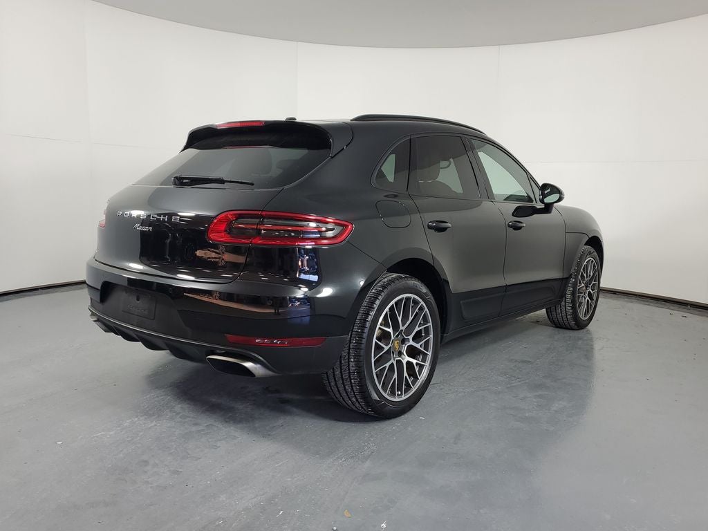 2018 Porsche Macan Base