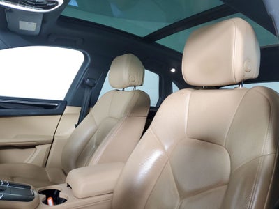 2018 Porsche Macan Base