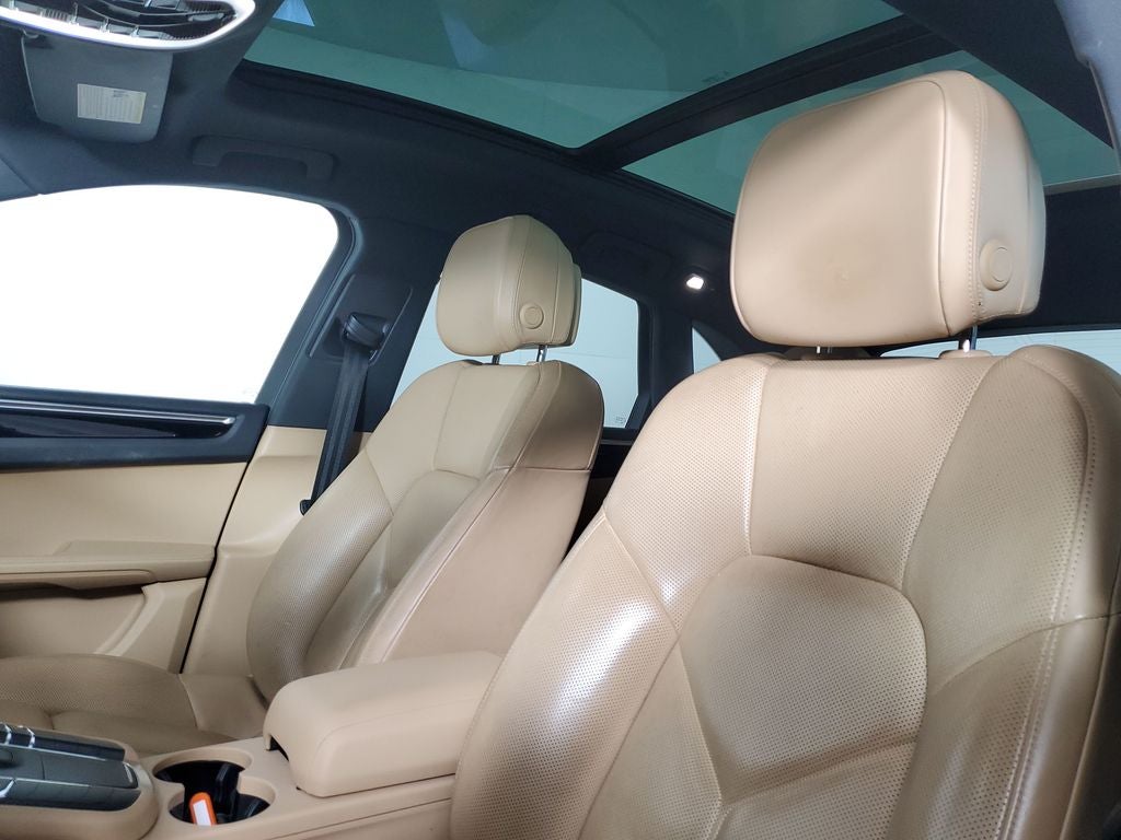 2018 Porsche Macan Base