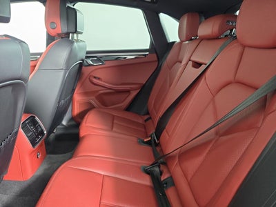 2023 Porsche Macan Base