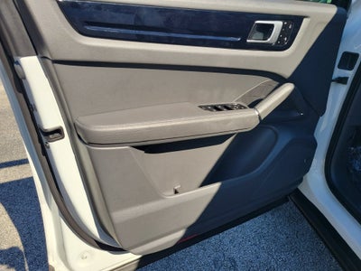 2019 Porsche Cayenne Base