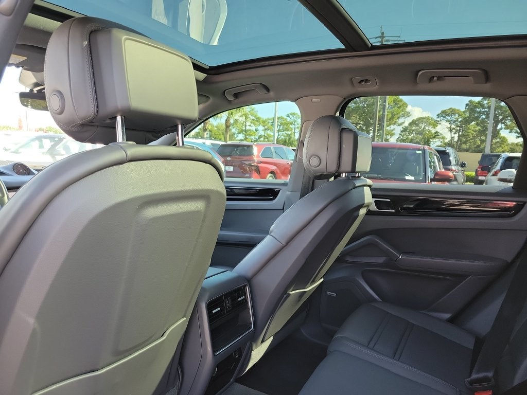 2019 Porsche Cayenne Base