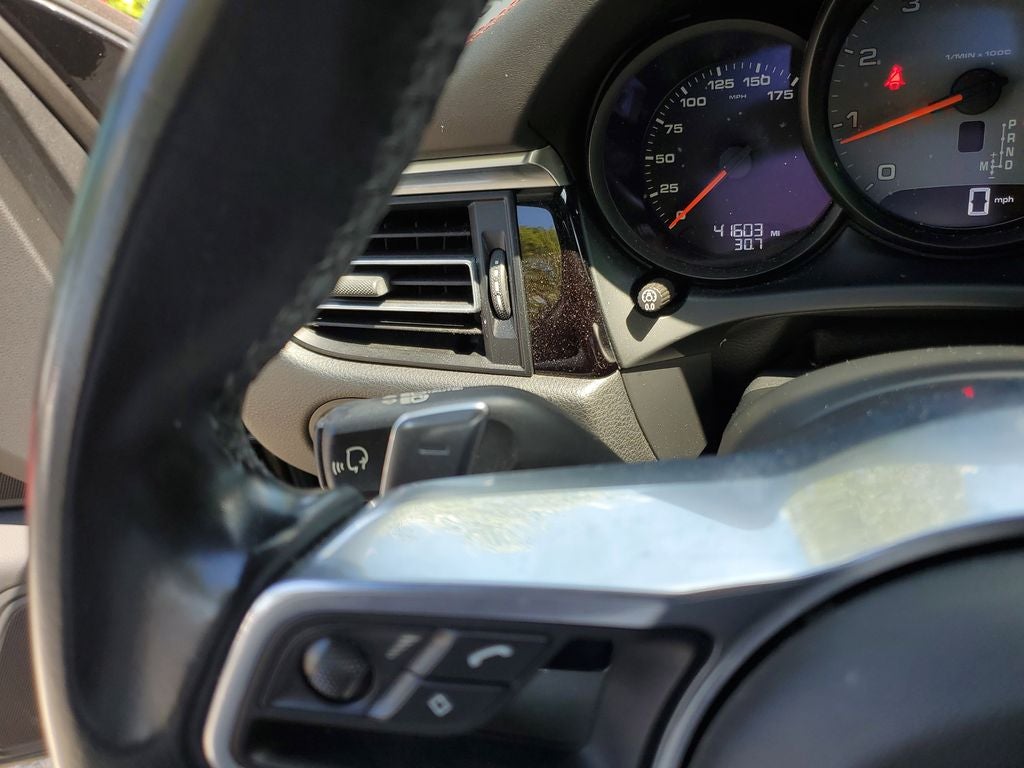 2021 Porsche Macan S
