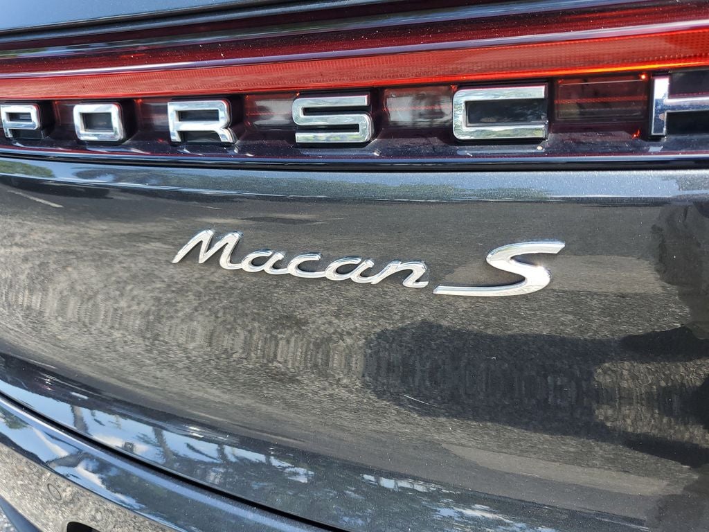 2021 Porsche Macan S