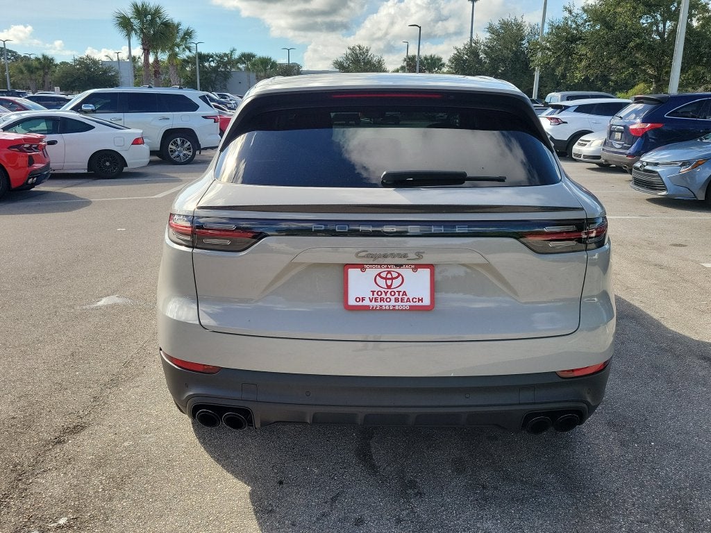 2022 Porsche Cayenne S Platinum Edition