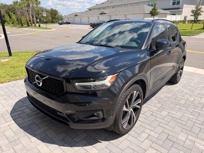 2019 Volvo XC40 R-Design