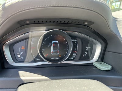 2016 Volvo XC70 T5