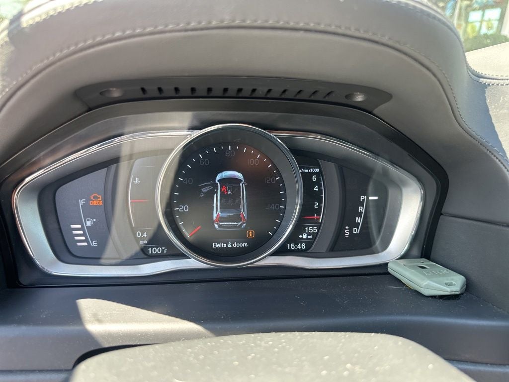 2016 Volvo XC70 T5