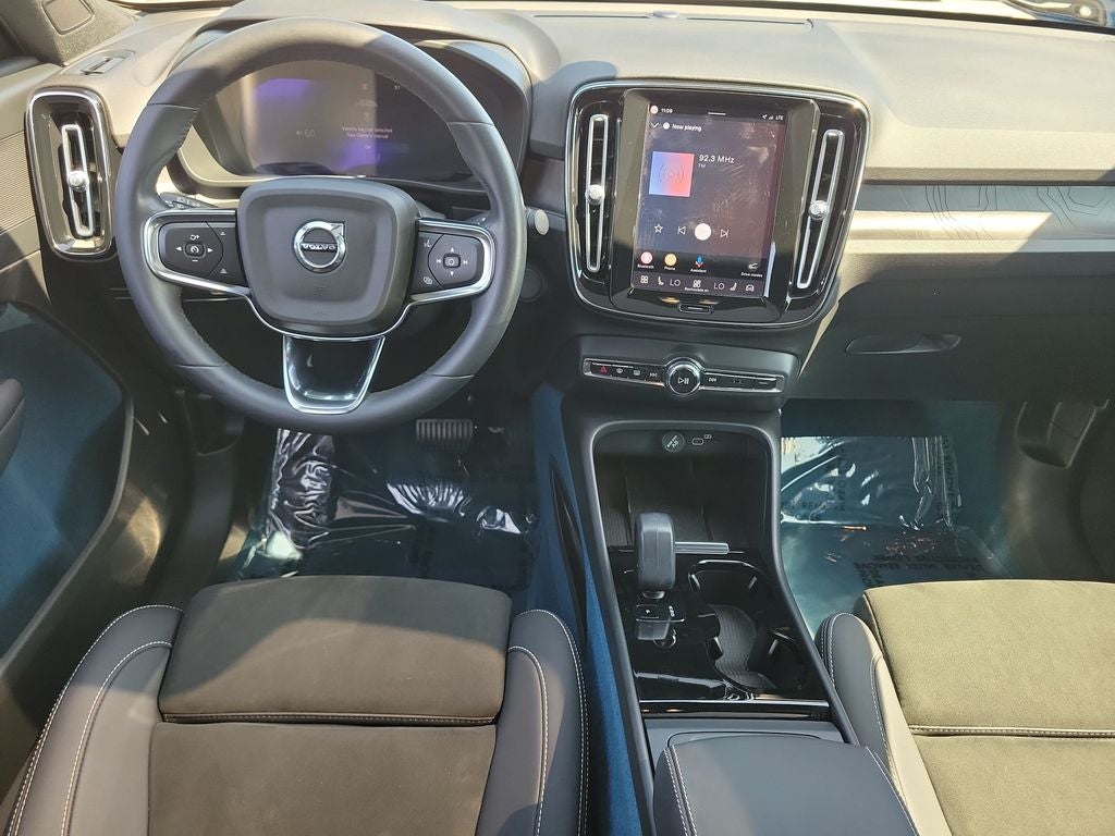 2023 Volvo C40 Recharge Pure Electric Twin Plus