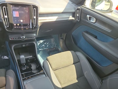 2023 Volvo C40 Recharge Pure Electric Twin Plus