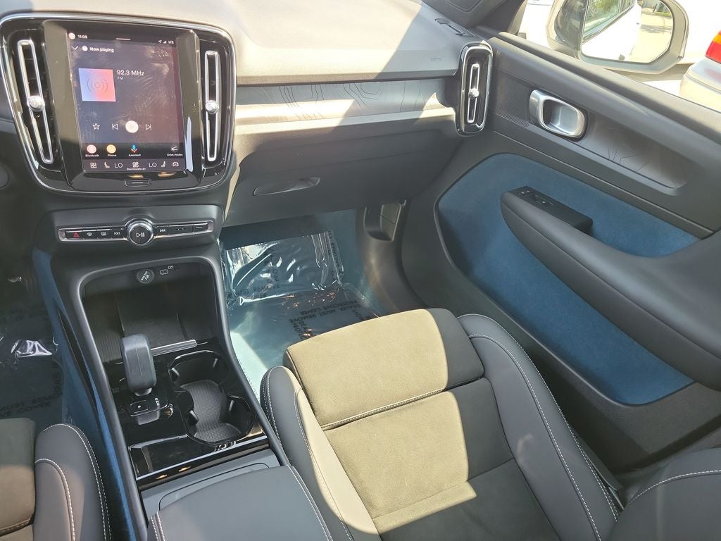 2023 Volvo C40 Recharge Pure Electric Twin Plus
