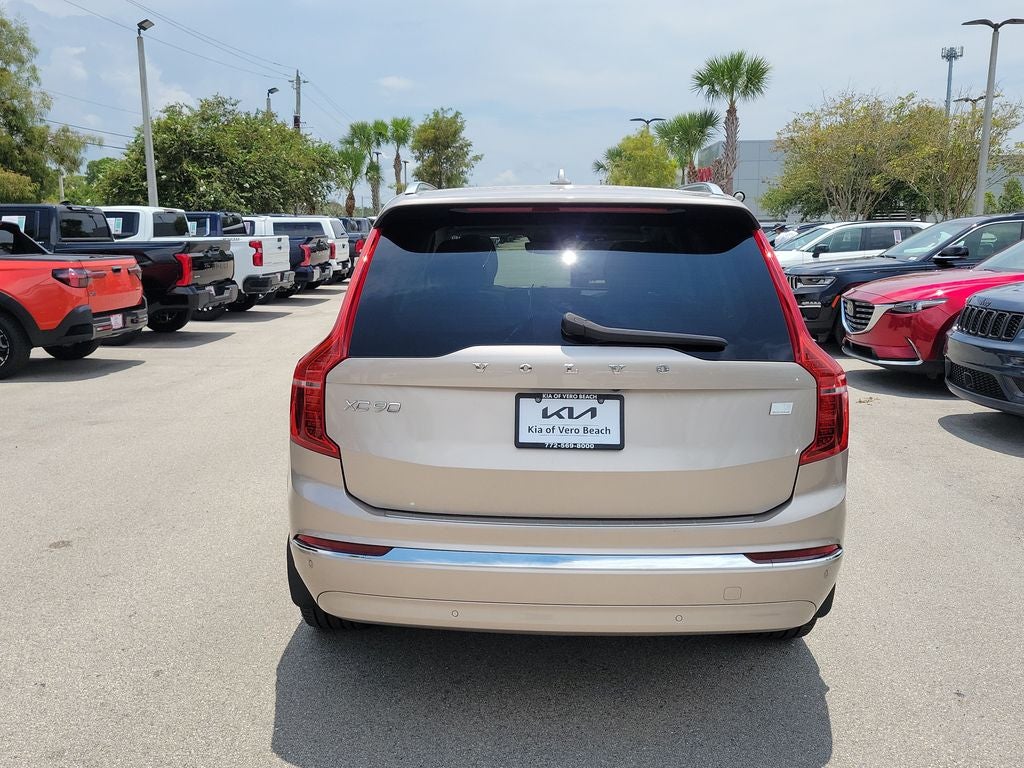 2024 Volvo XC90 Recharge Plug-In Hybrid Ultimate