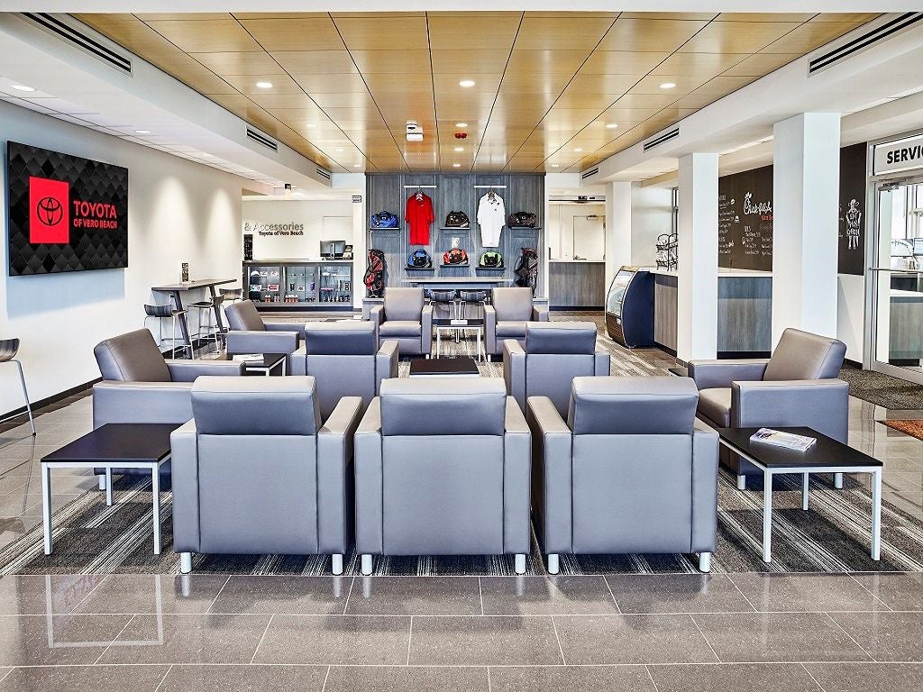 2026 Volvo XC40 B5 Ultra