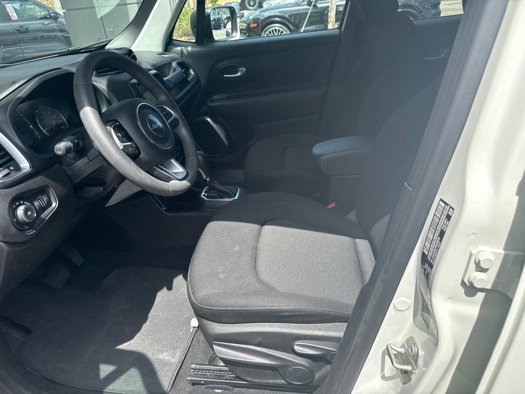 2023 Jeep Renegade Latitude
